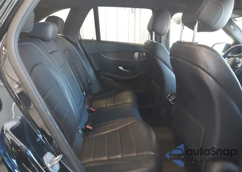 2020 Mercedes-Benz Glc 300 4Matic z USA, uszkodzony, nr VIN WDC0G8EB6LF732049